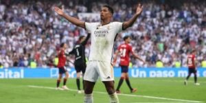 Những lời có cánh của Bellingham và Xabi Alonso